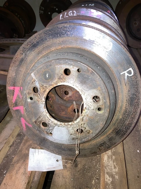 Тормозной диск Honda StepWGN RF1