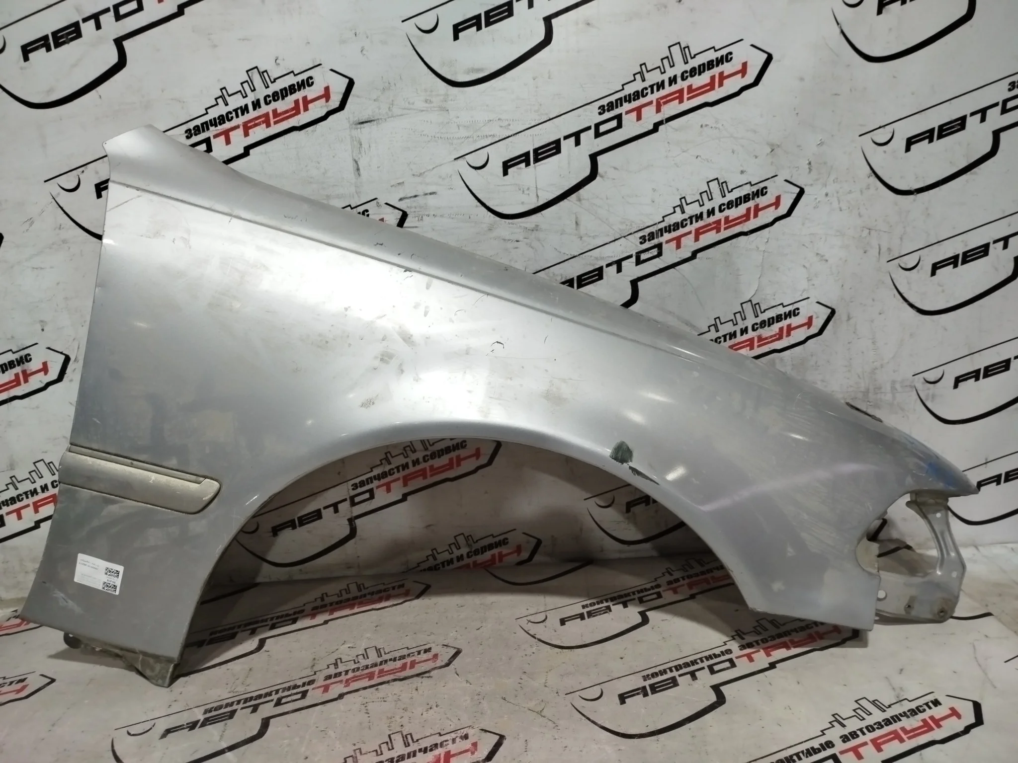 КРЫЛО TOYOTA 538012A450 ПЕРЕД ПРАВО серебро DY284