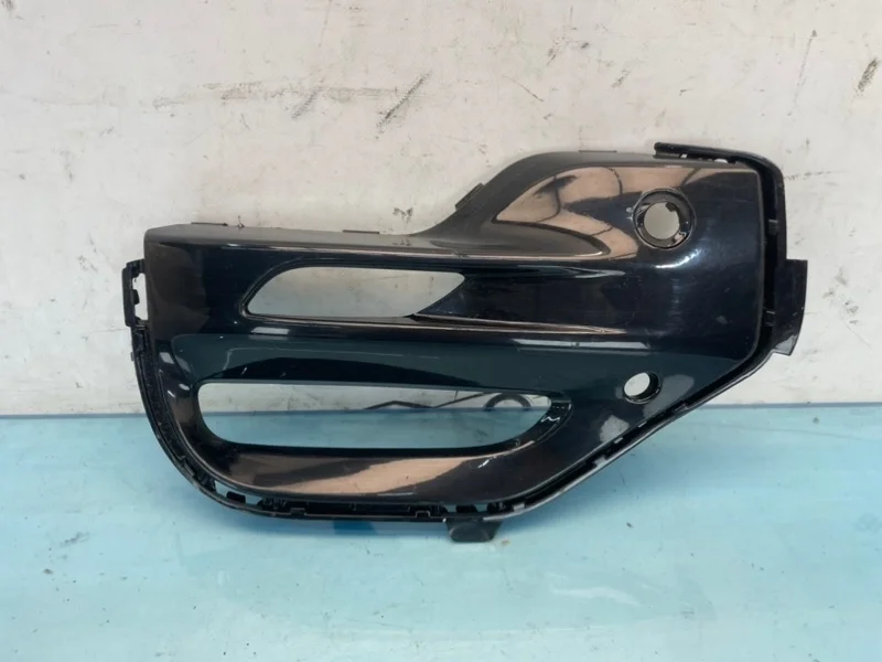 рамка противотуманной фары BMW X5 2022 G05 B47B20