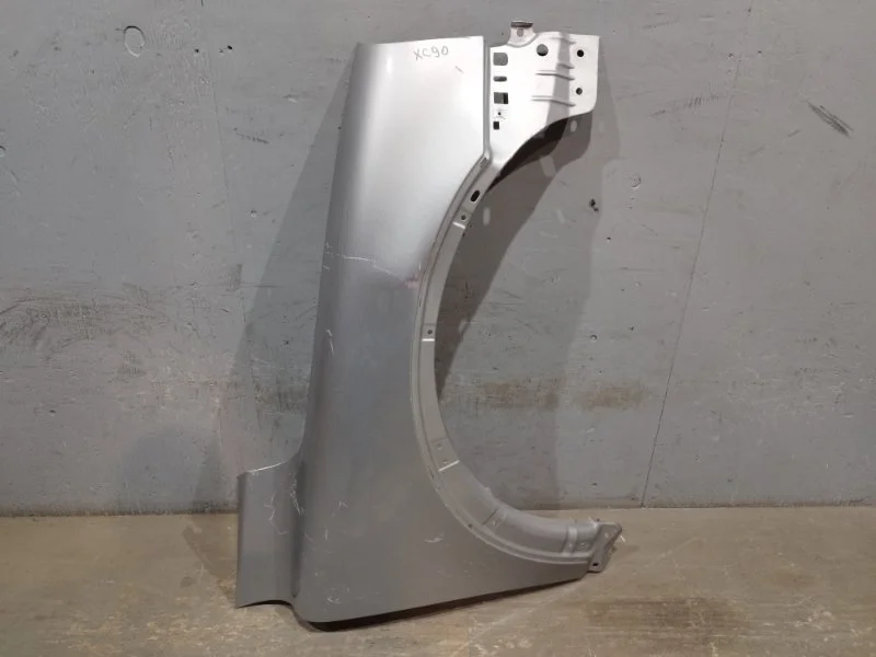 Крыло Volvo XC90
