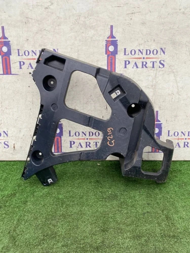 Кронштейн крепления бампера BMW X5 E70