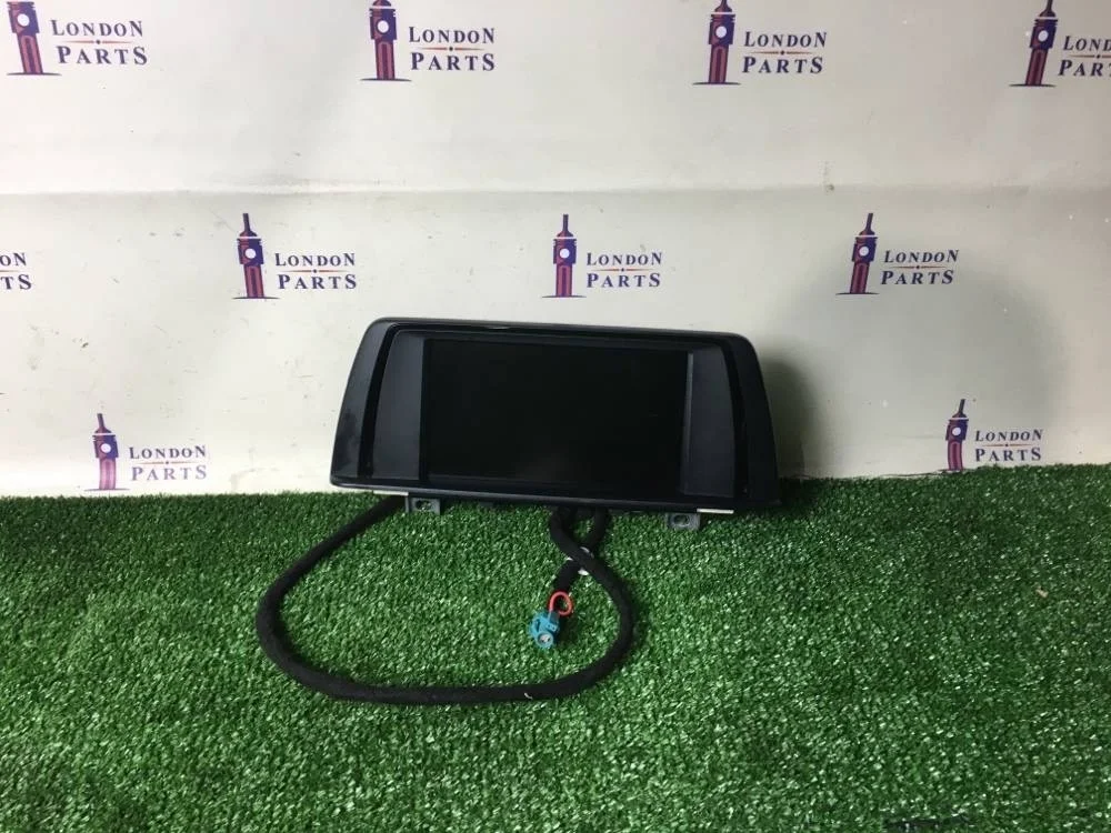 Монитор BMW F30