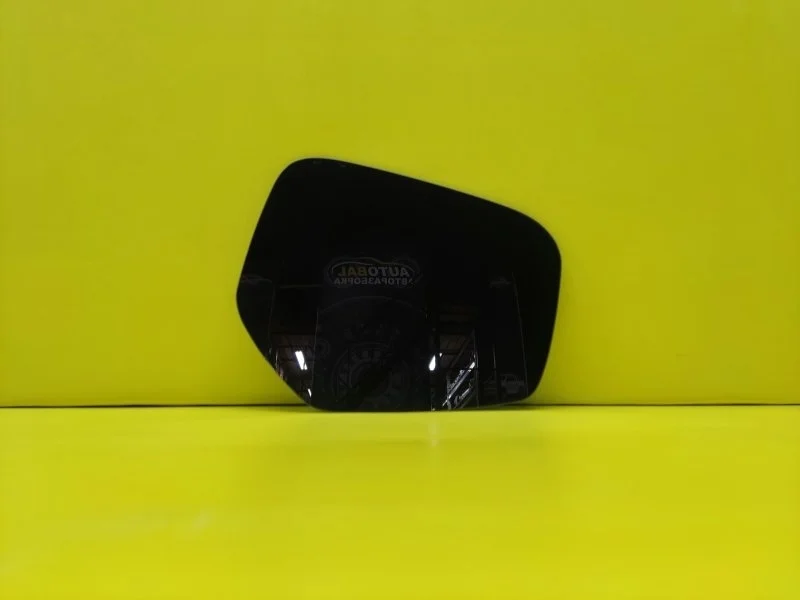 Стекло зеркала наружного правого Mitsubishi L200 (2006-2015) 2006 7632A228