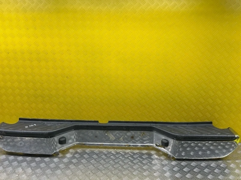 Бампер задний Nissan Navara (D40) 2004-2015 2010 85022ZP60A ПИКАП 2.5 D YD25DDTI