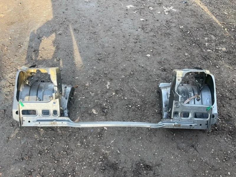 Передняя панель крепления облицовки (телевизор) Nissan Navara (D40) 2004-2015 2012 F25005X0MA ПИКАП 2.5 D YD25DDTI