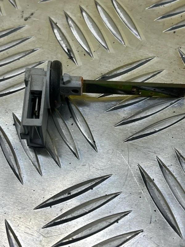 Датчик температуры Volkswagen Amarok (2010-2016) 2012 4B0820539 ПИКАП 2.0 D