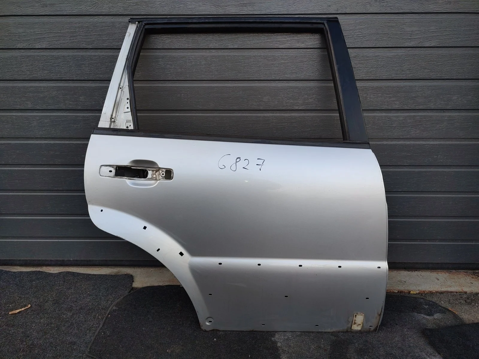 Дверь SsangYong Rexton 2012 Y250