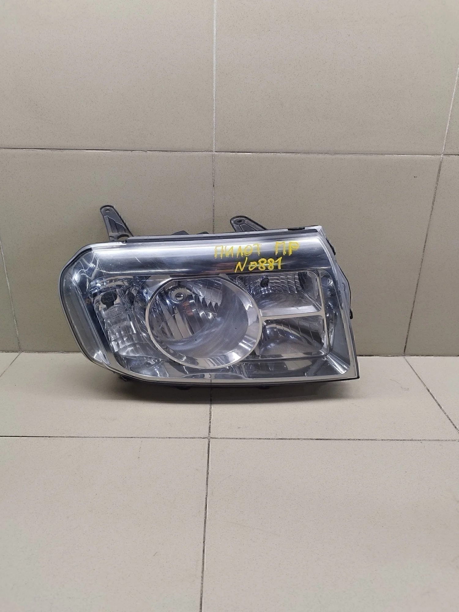 Фара правая Pilot 2008-2015