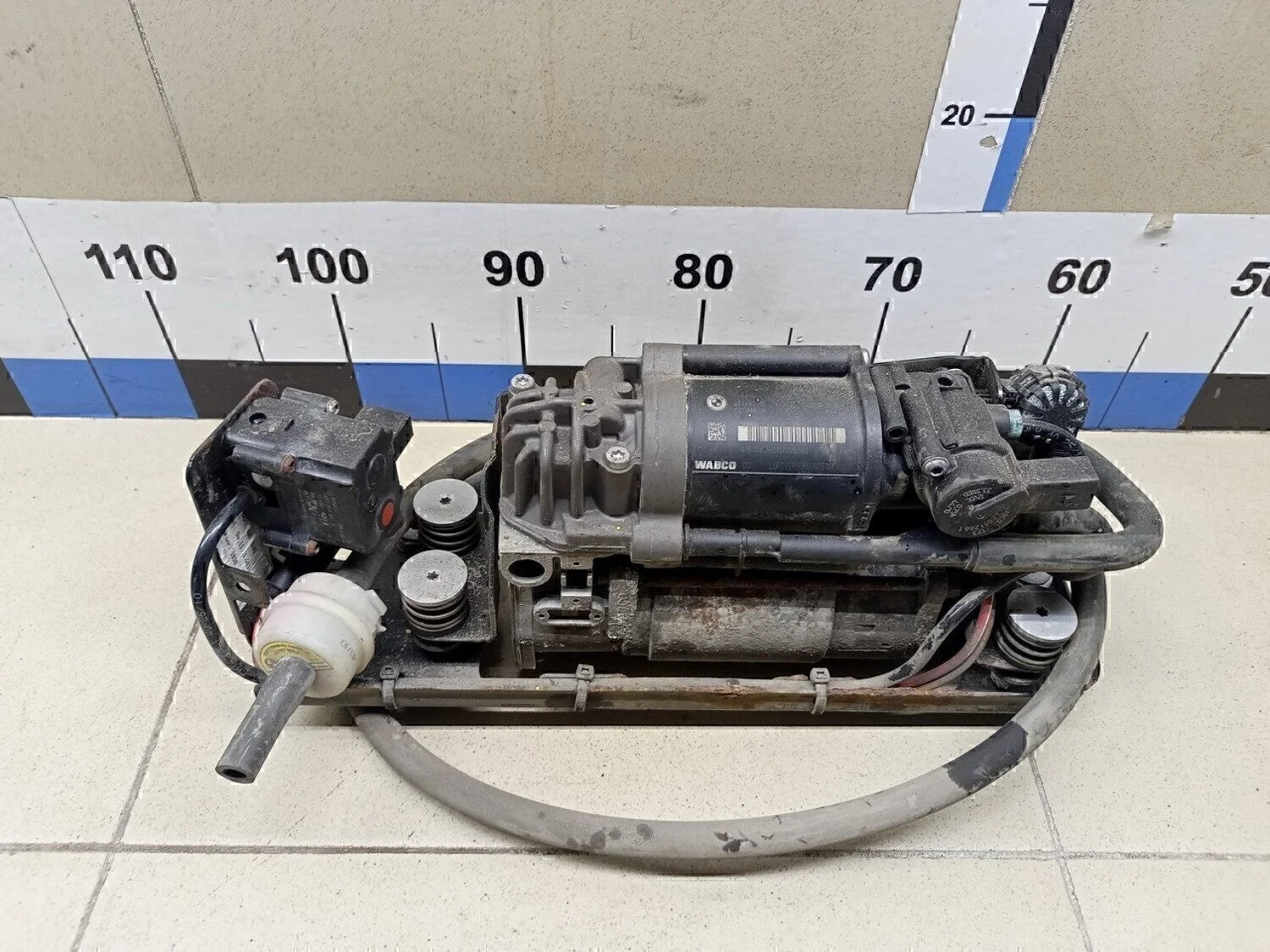 Насос регулировки подвески 5-серия F10/F11 2009>