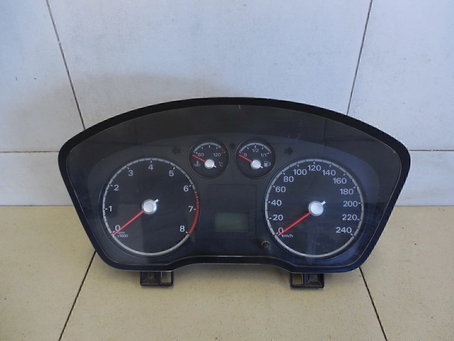 Панель приборов Focus II 2005-2008