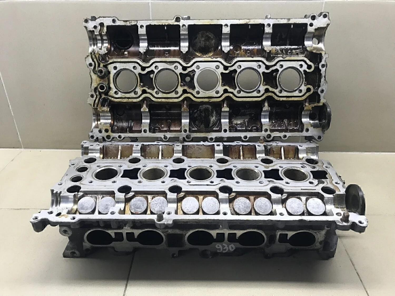 Головка блока  V50 2004-2012