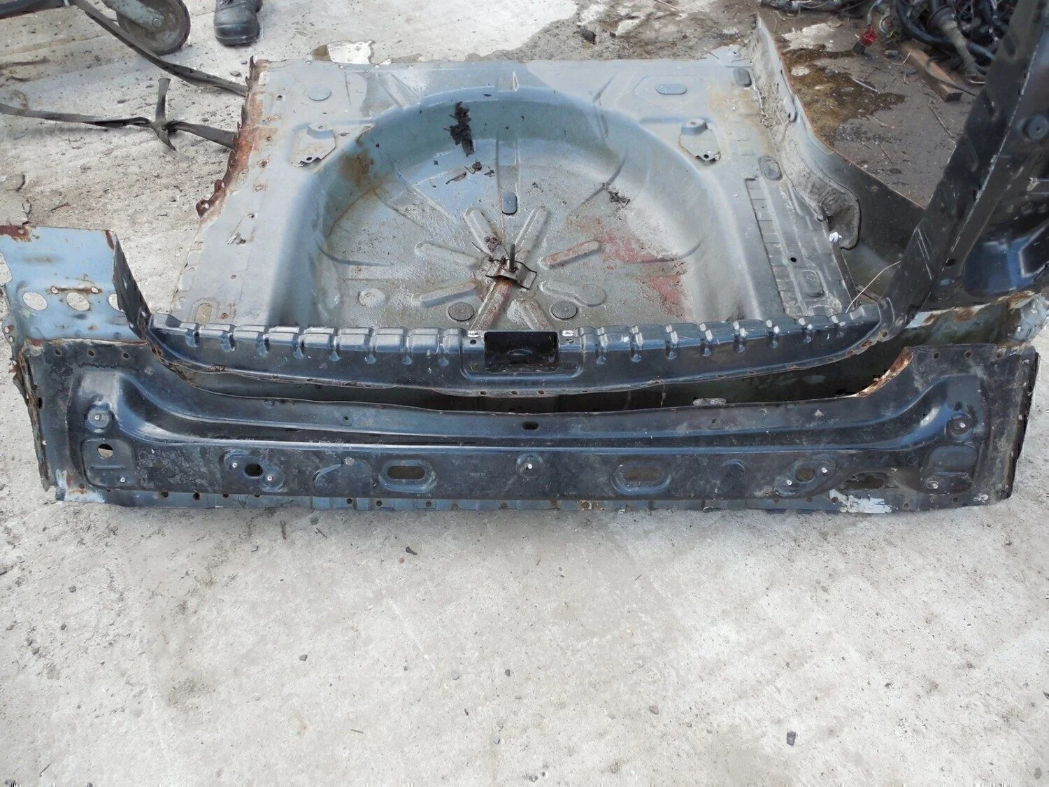 Панель задняя Duster 2012>