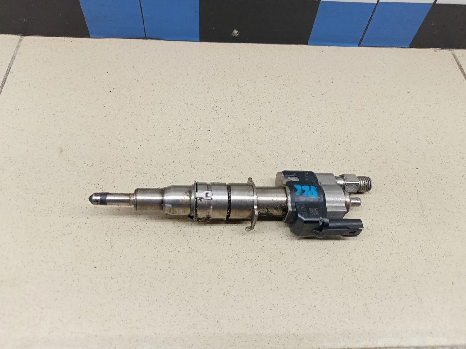 Форсунка инжекторная электрическая 3-серия E90/E91 2005>