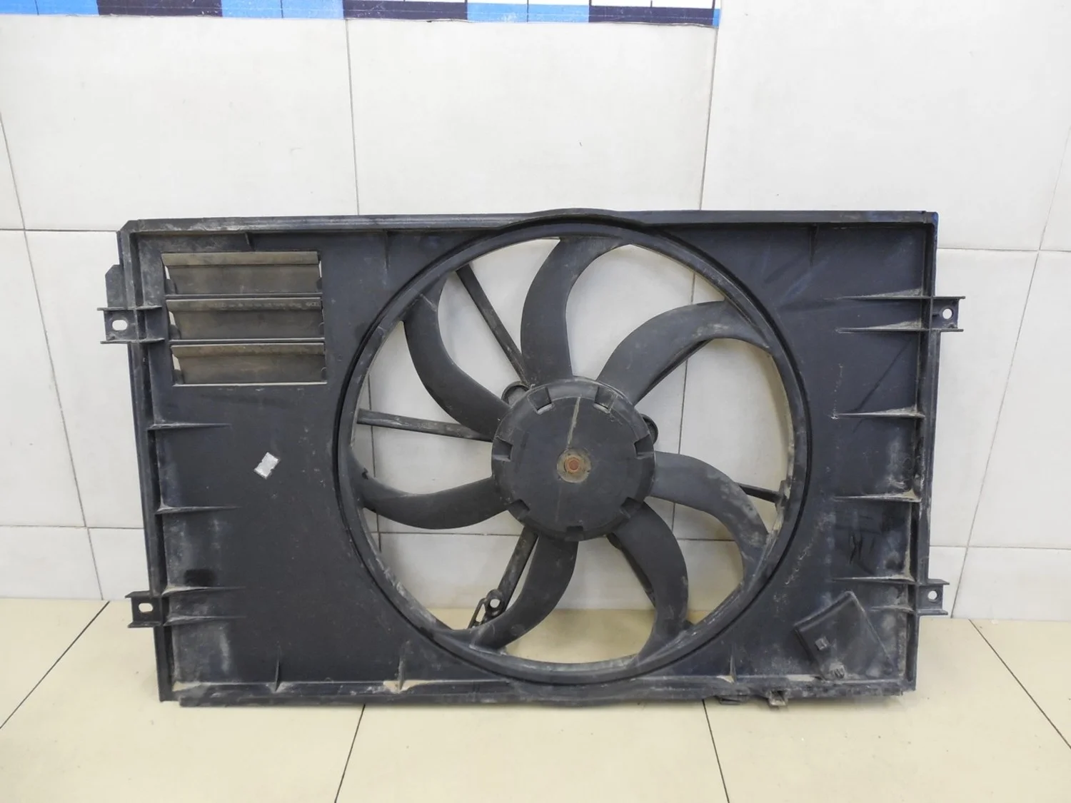 Вентилятор радиатора Passat [B6] 2005-2010