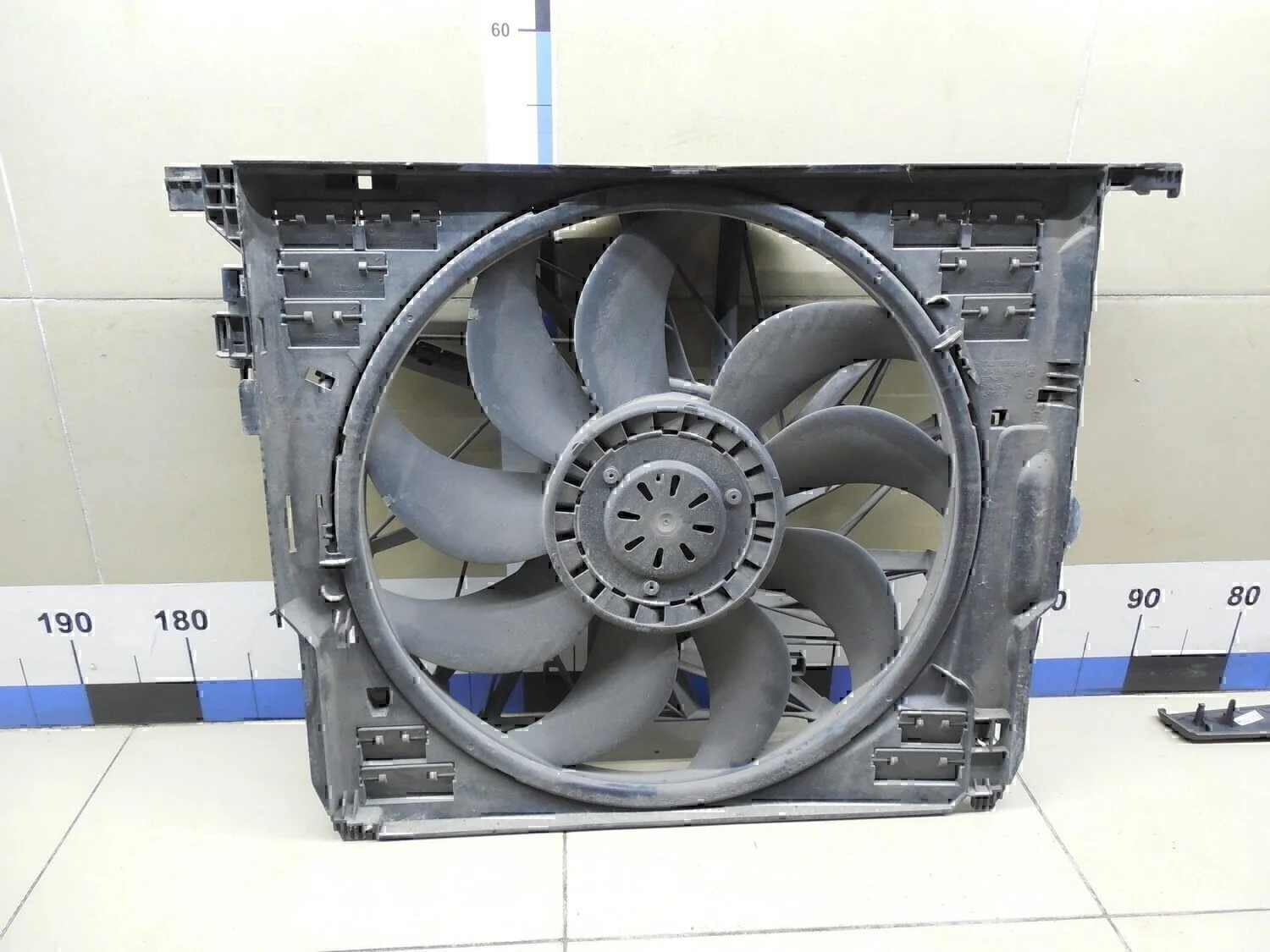 Вентилятор радиатора 5-серия F10/F11 2009>