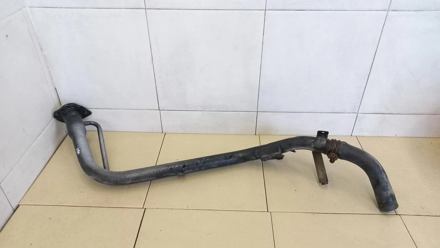 Горловина топливного бака Grand Vitara 2006-2015