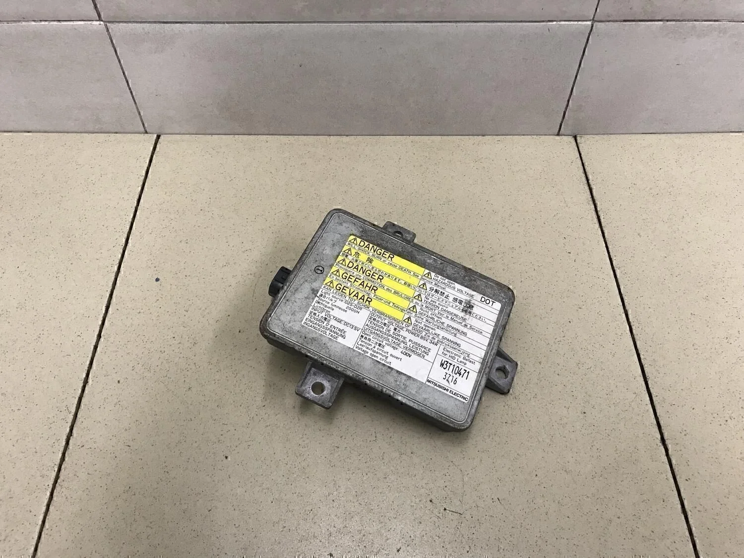 Блок ксеноновой лампы ASX 2010-2016