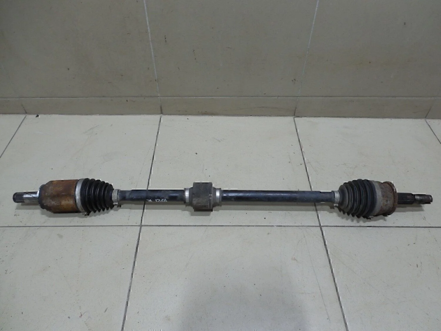 Полуось передняя правая Aveo (T300) 2011>