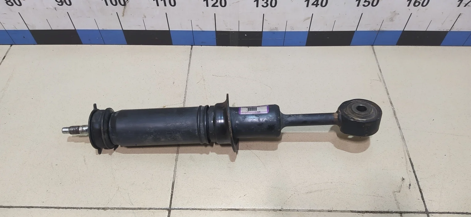 Амортизатор передний LX 570