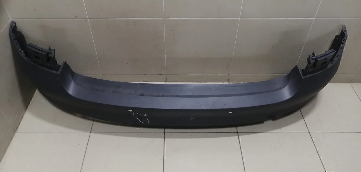 Бампер задний Yeti 2009>