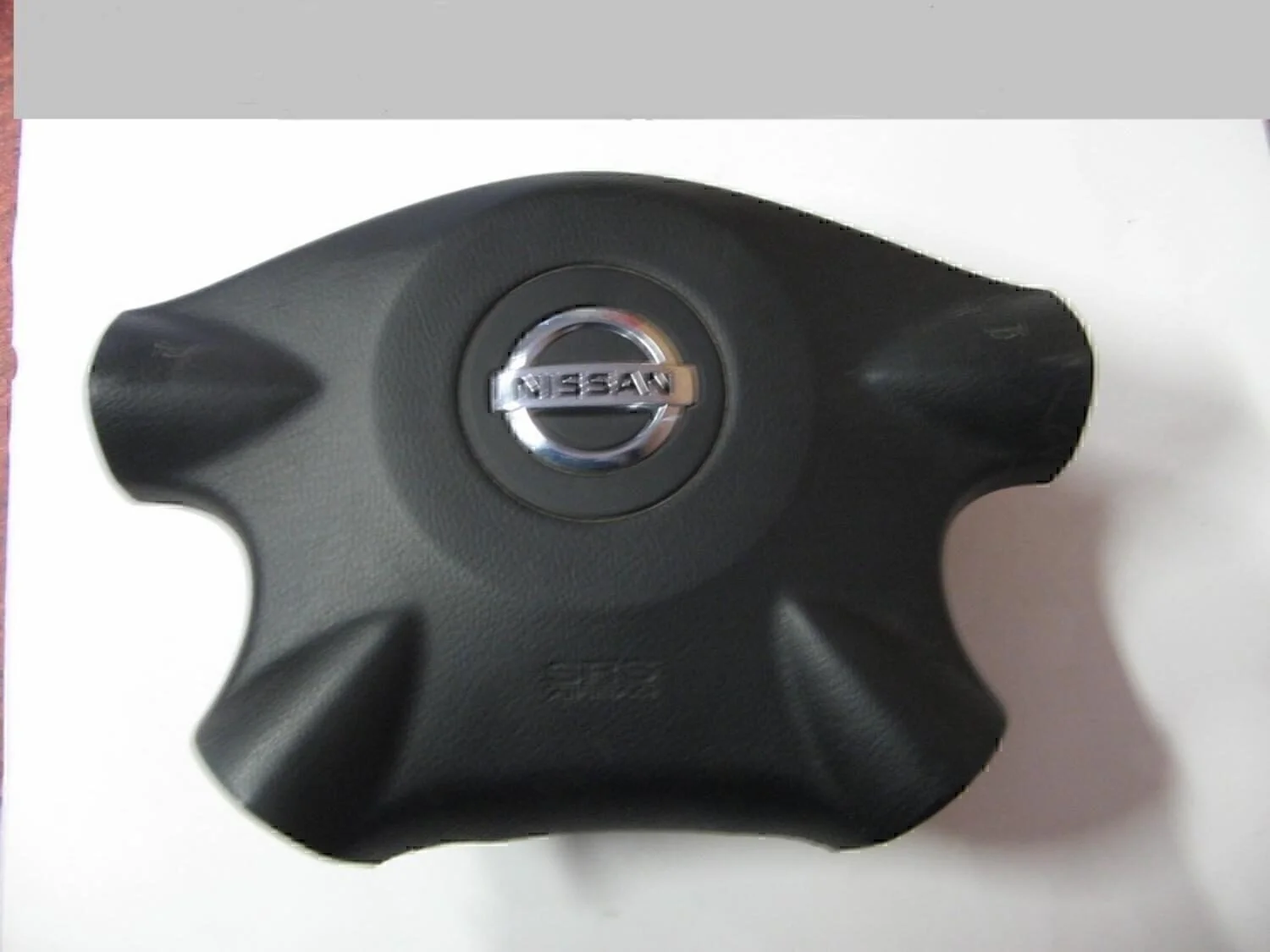 Подушка безопасности в рулевое колесо Almera N16 2000-2006