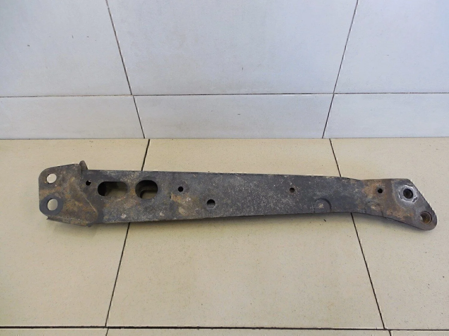 Балка передняя продольная Corolla E15 2006-2013