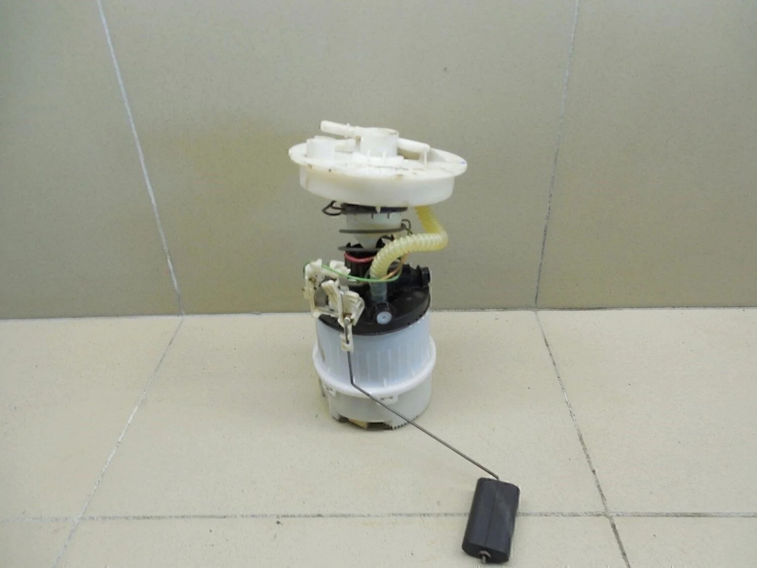 Насос топливный электрический Focus II 2005-2008