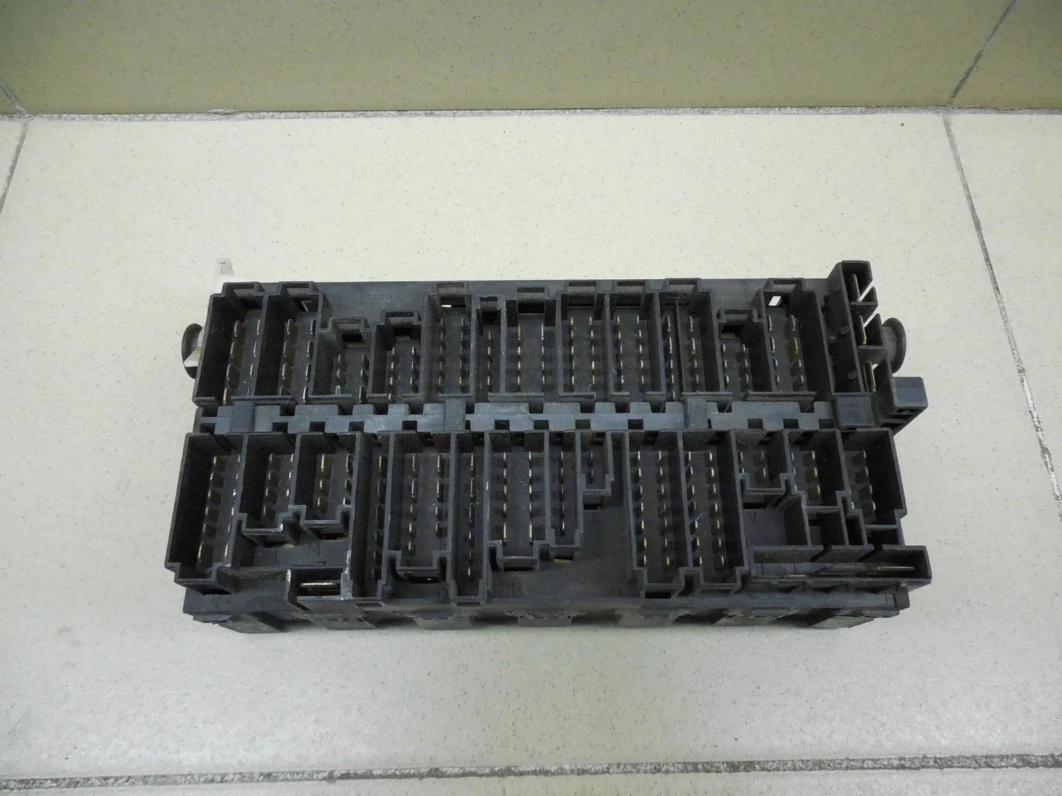 Блок предохранителей Golf II/Jetta II 1983-1992