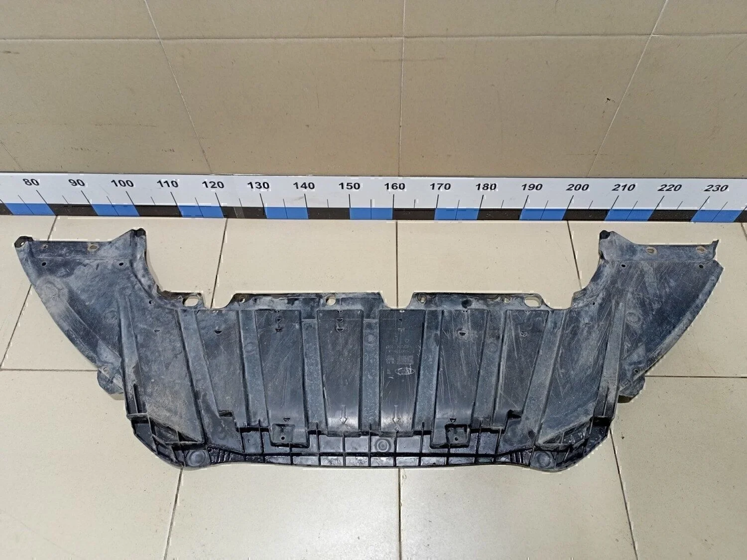 Пыльник двигателя центральный Focus III 2011>