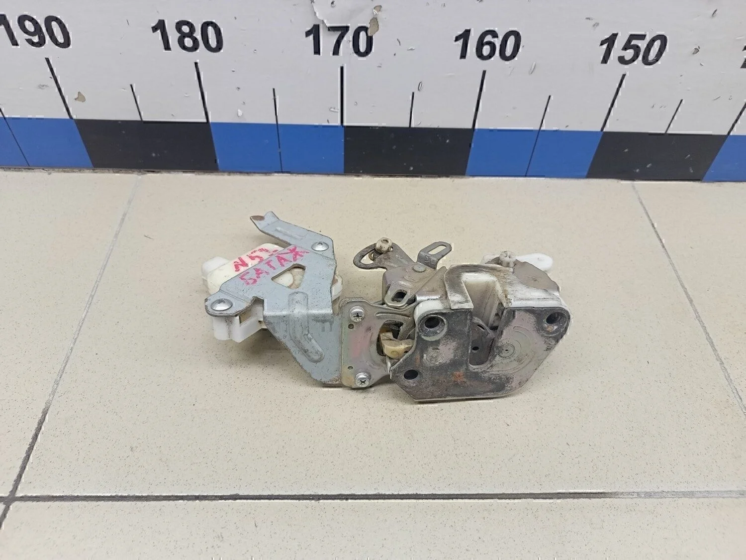 Замок багажника Pajero/Montero (V8, V9) 2007>