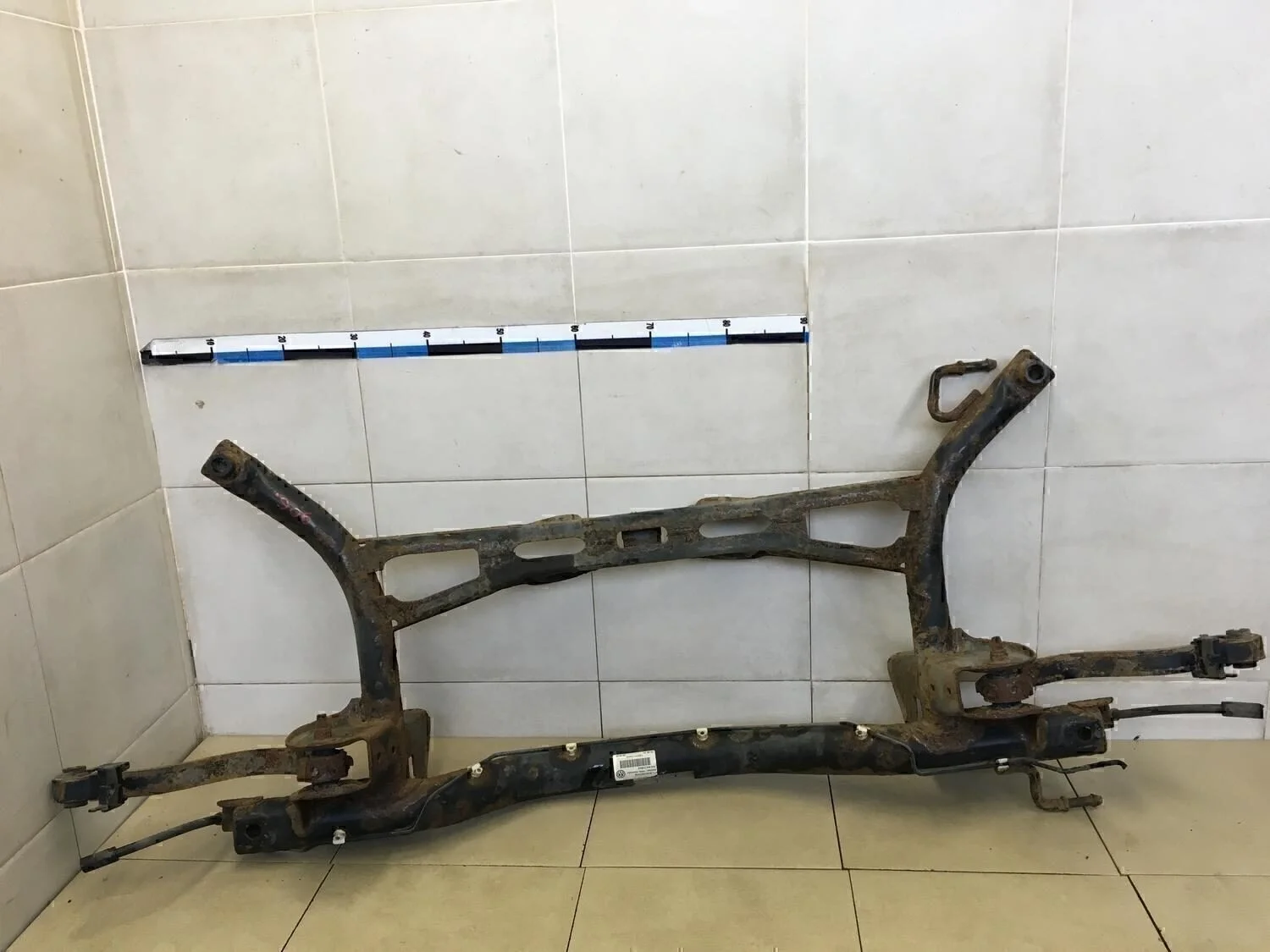 Балка задняя Touran 2003-2010