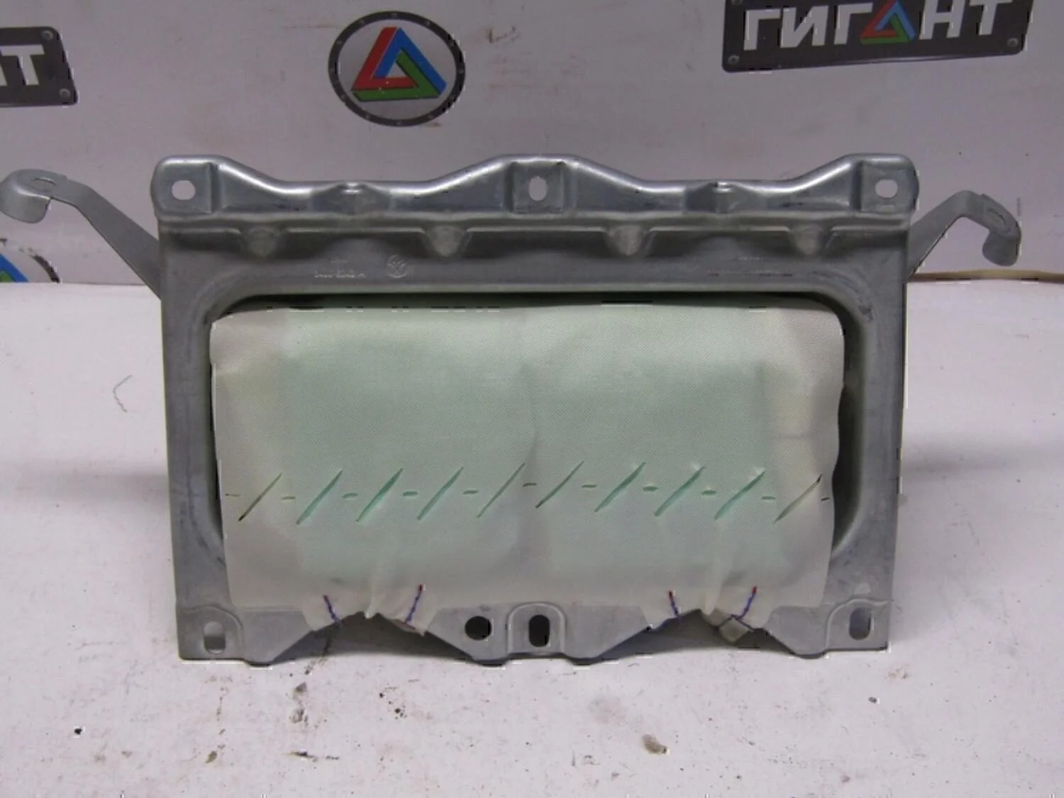 Подушка безопасности пассажирская (в торпедо) Focus II 2005-2008