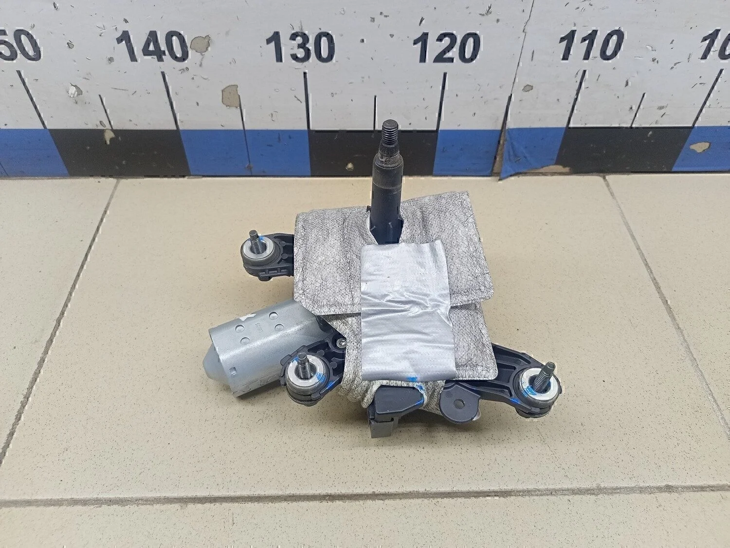 Моторчик стеклоочистителя задний X-Trail (T32) 2014>