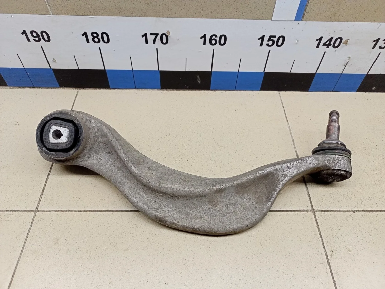 Рычаг передний нижний левый передний 7-серия F01/F02 2008>