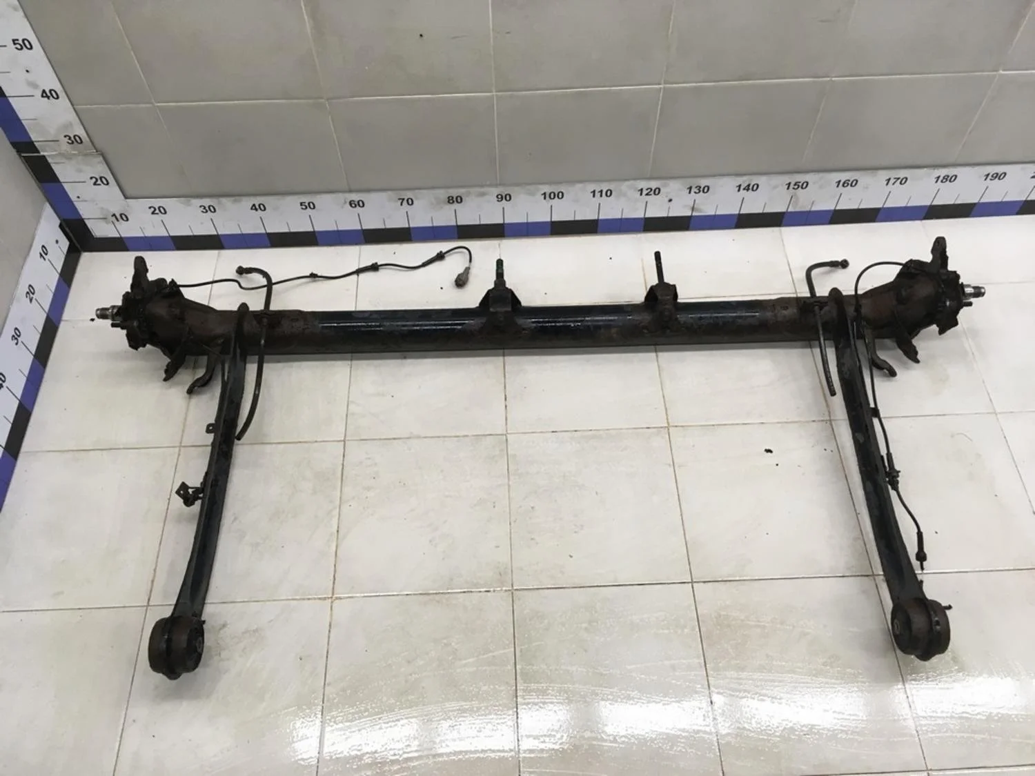 Балка задняя Maxima (A33) 2000-2005