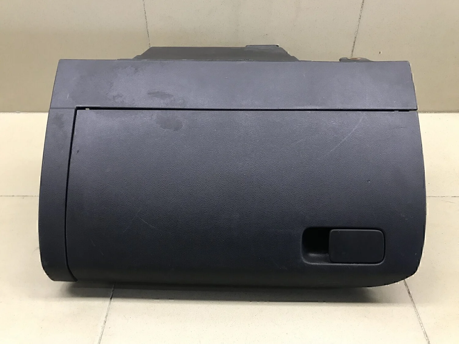 Крышка (дверца) бардачка Polo (Sed RUS) 2011>