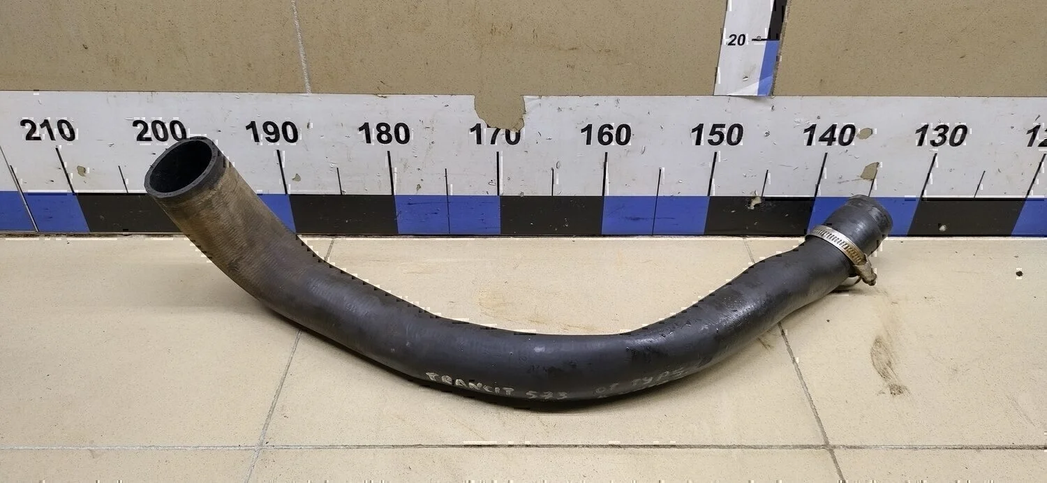 Патрубок интеркулера Transit 2006-2013