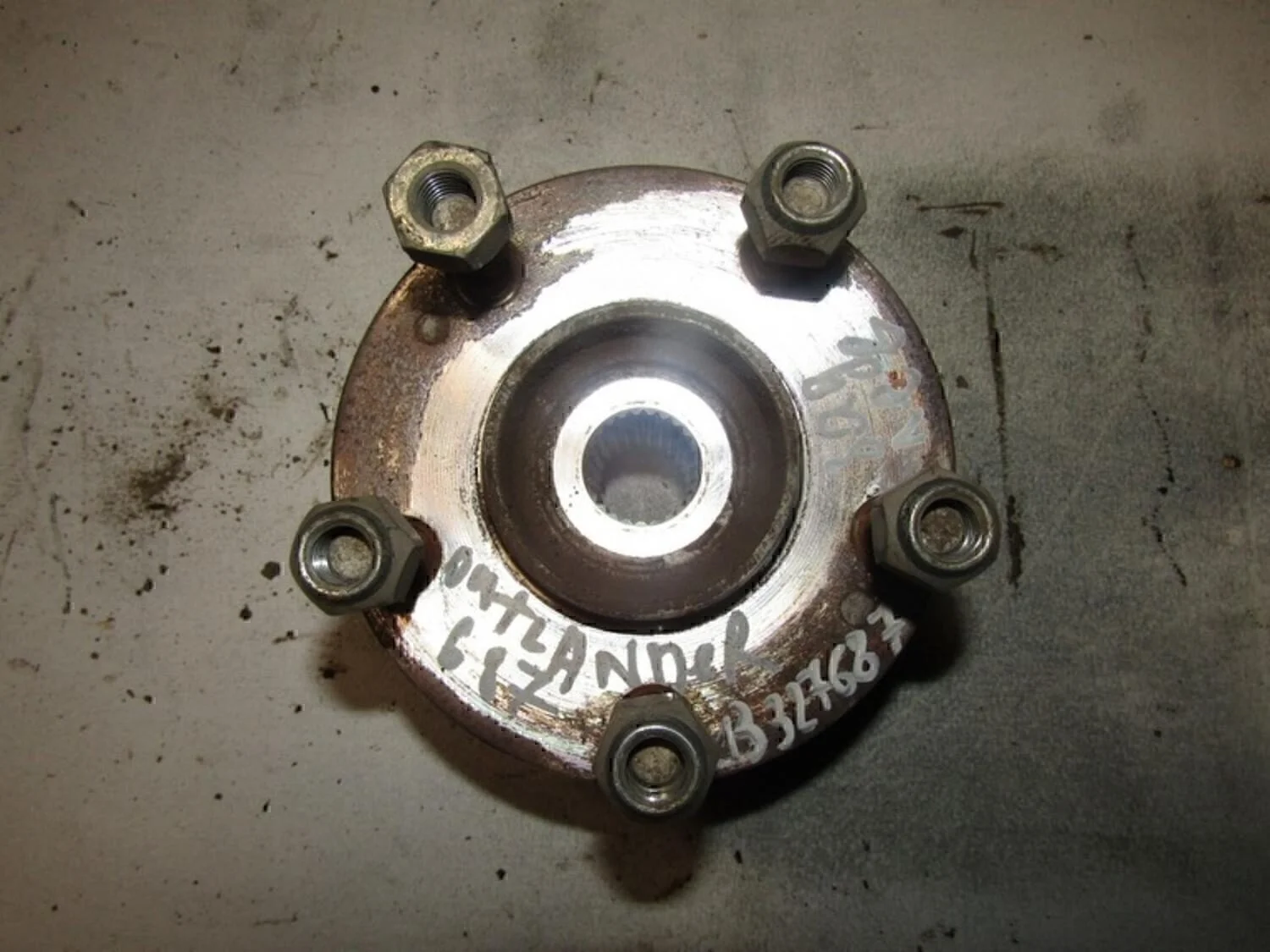 Ступица задняя ASX 2010-2016