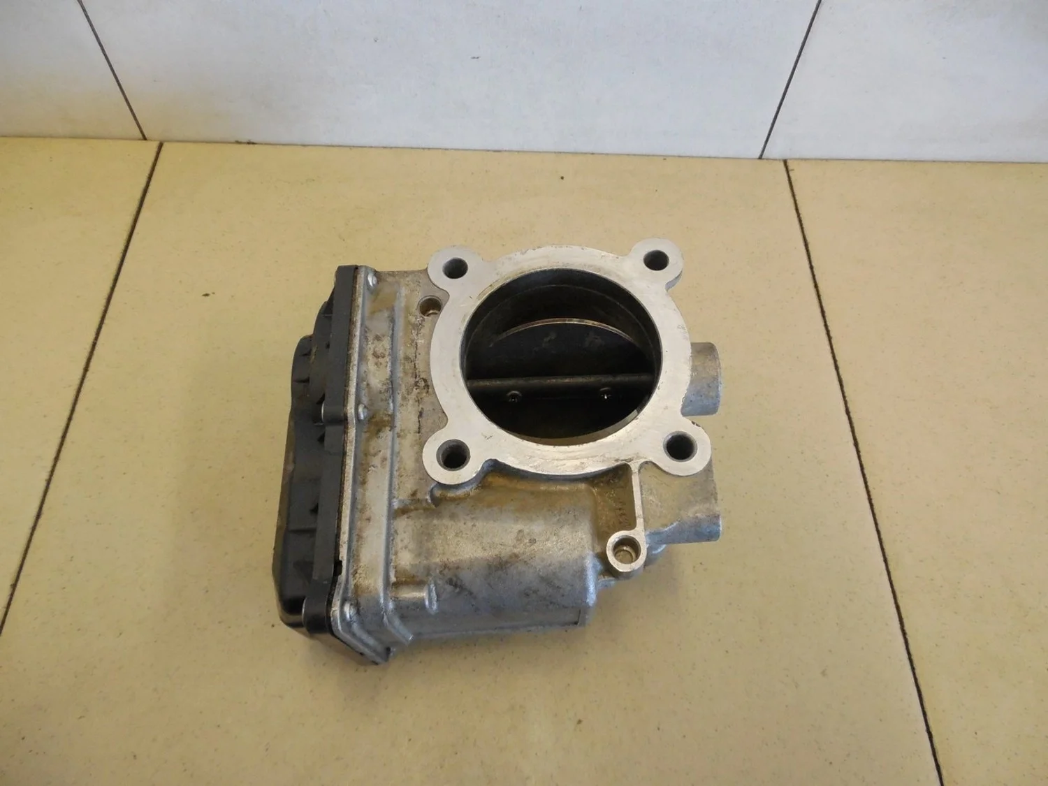 Заслонка дроссельная электрическая Pajero/Montero (V8, V9) 2007>