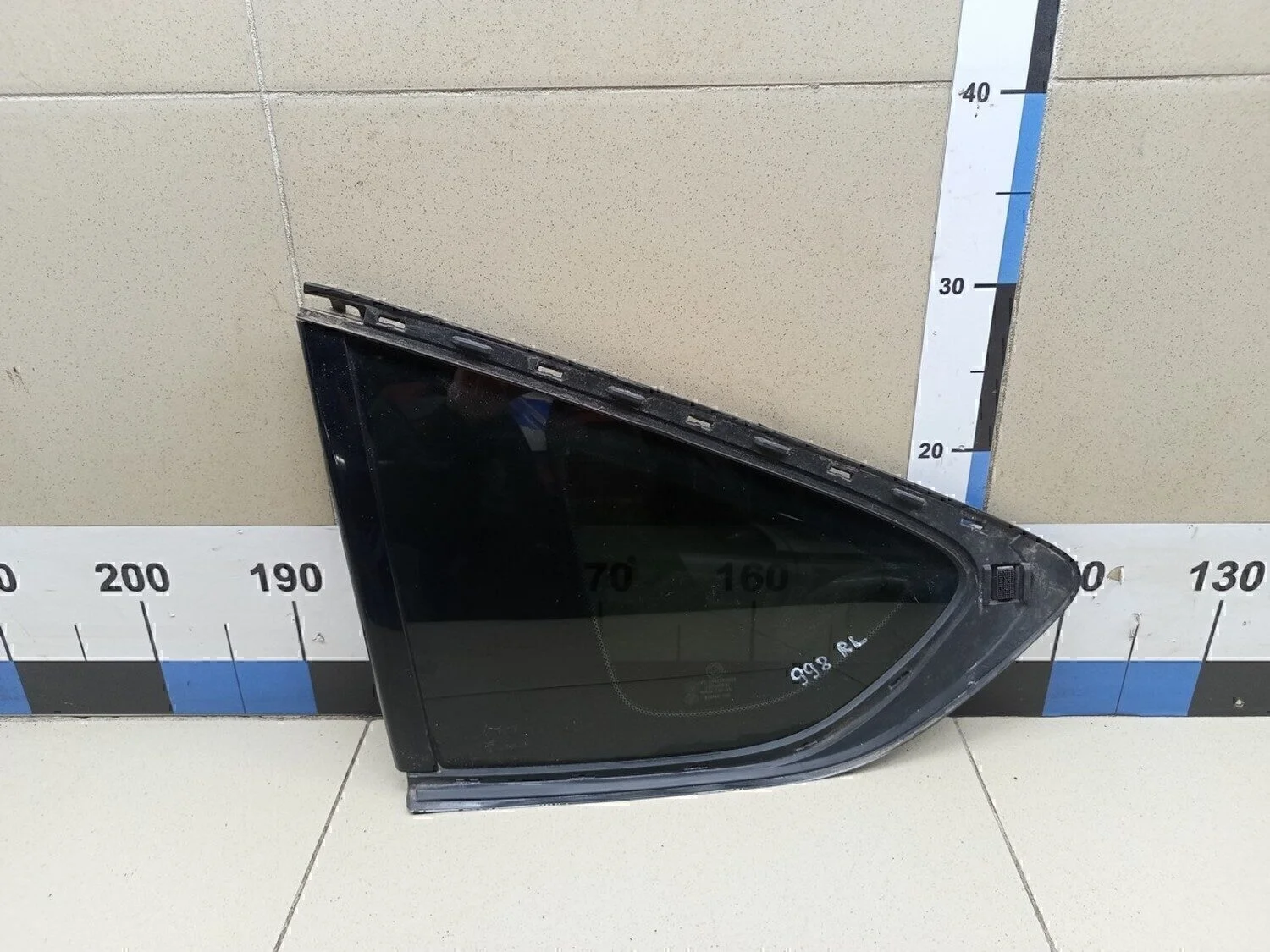 Стекло кузовное глухое левое 5-serie GT F07 2009-2016