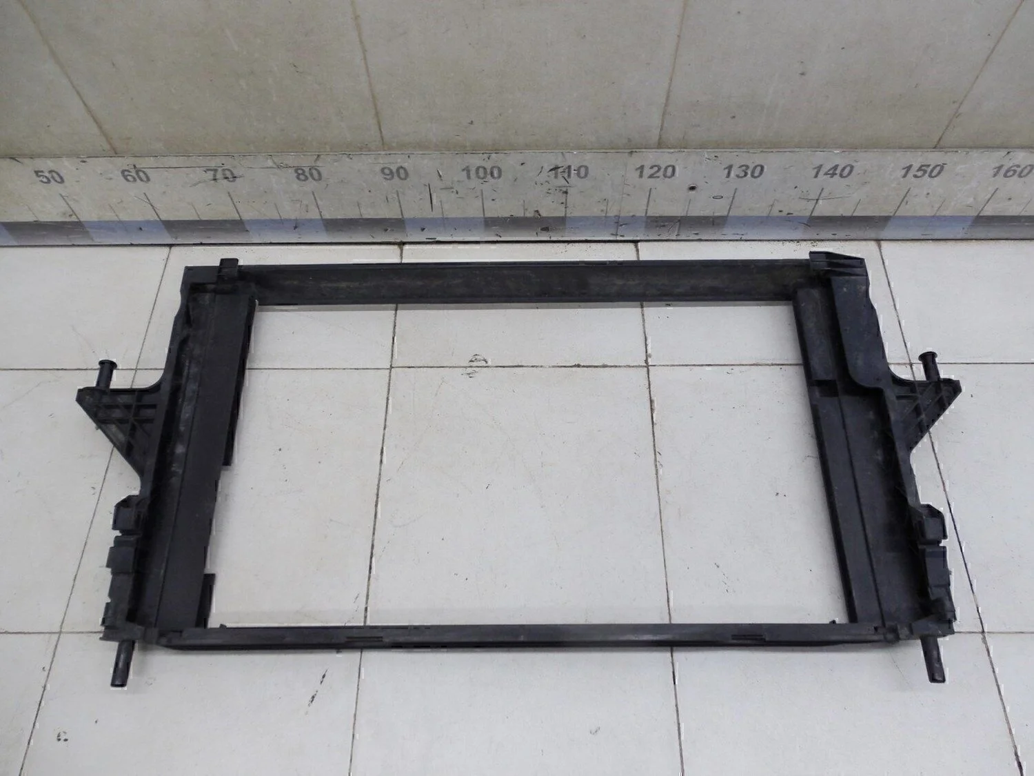 Диффузор вентилятора V50 2004-2012