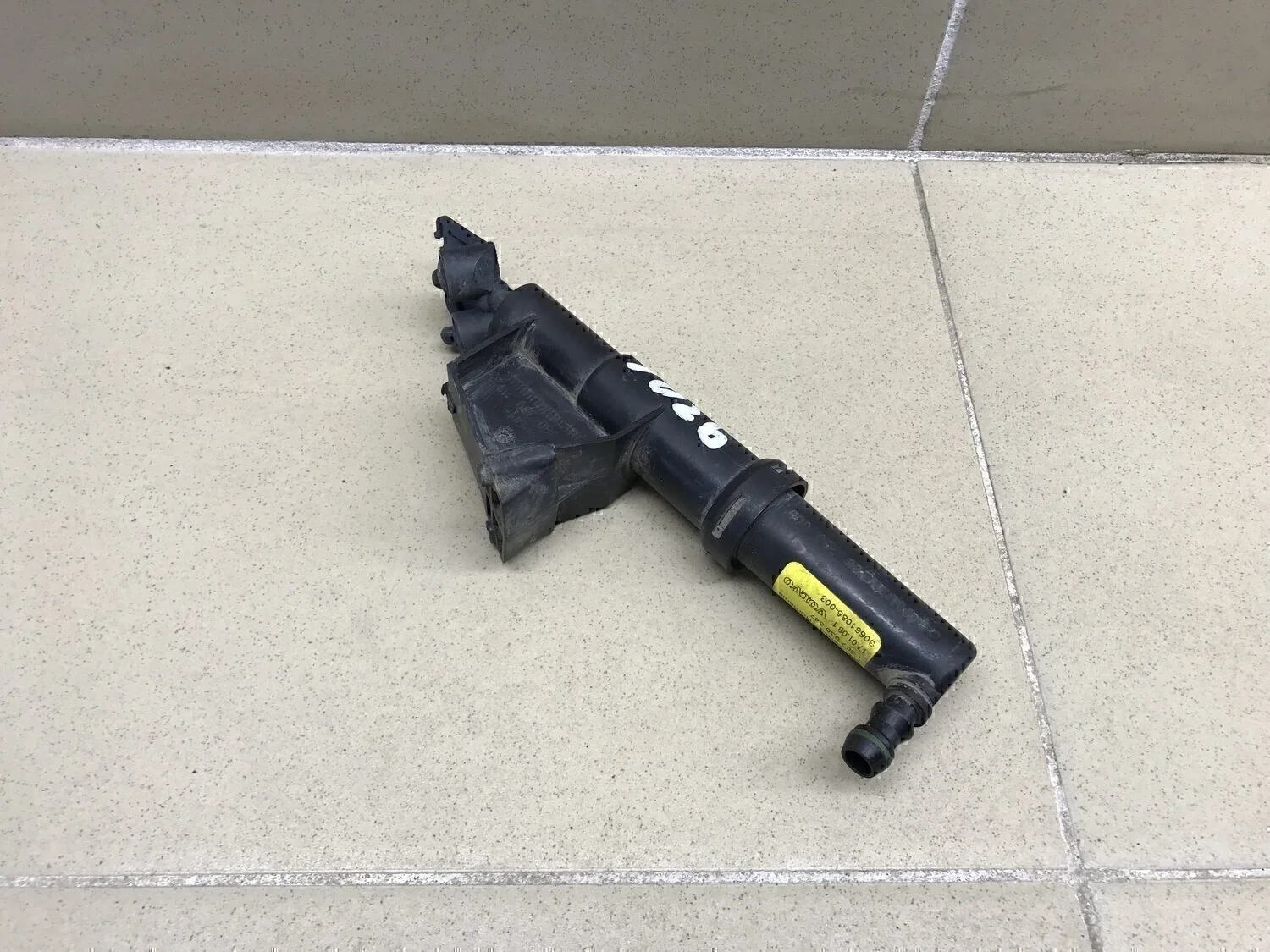 Форсунка омывателя фары V50 2004-2012