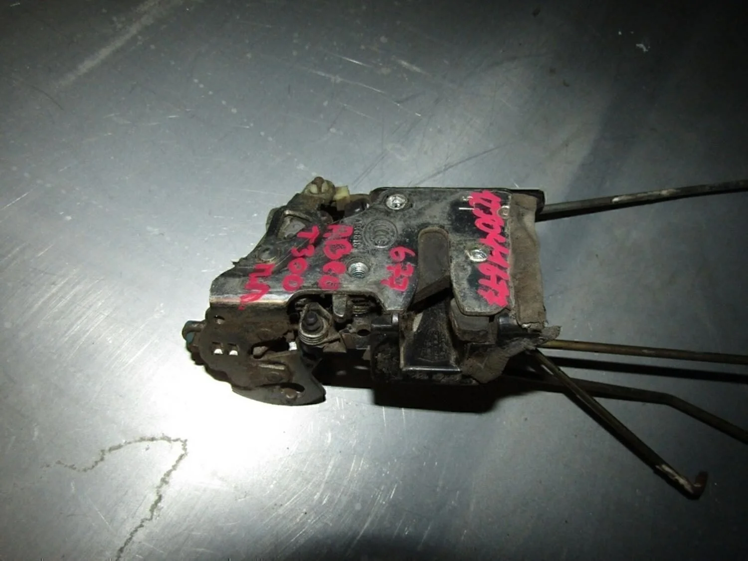 Замок двери передней левой Aveo (T200) 2003-2008