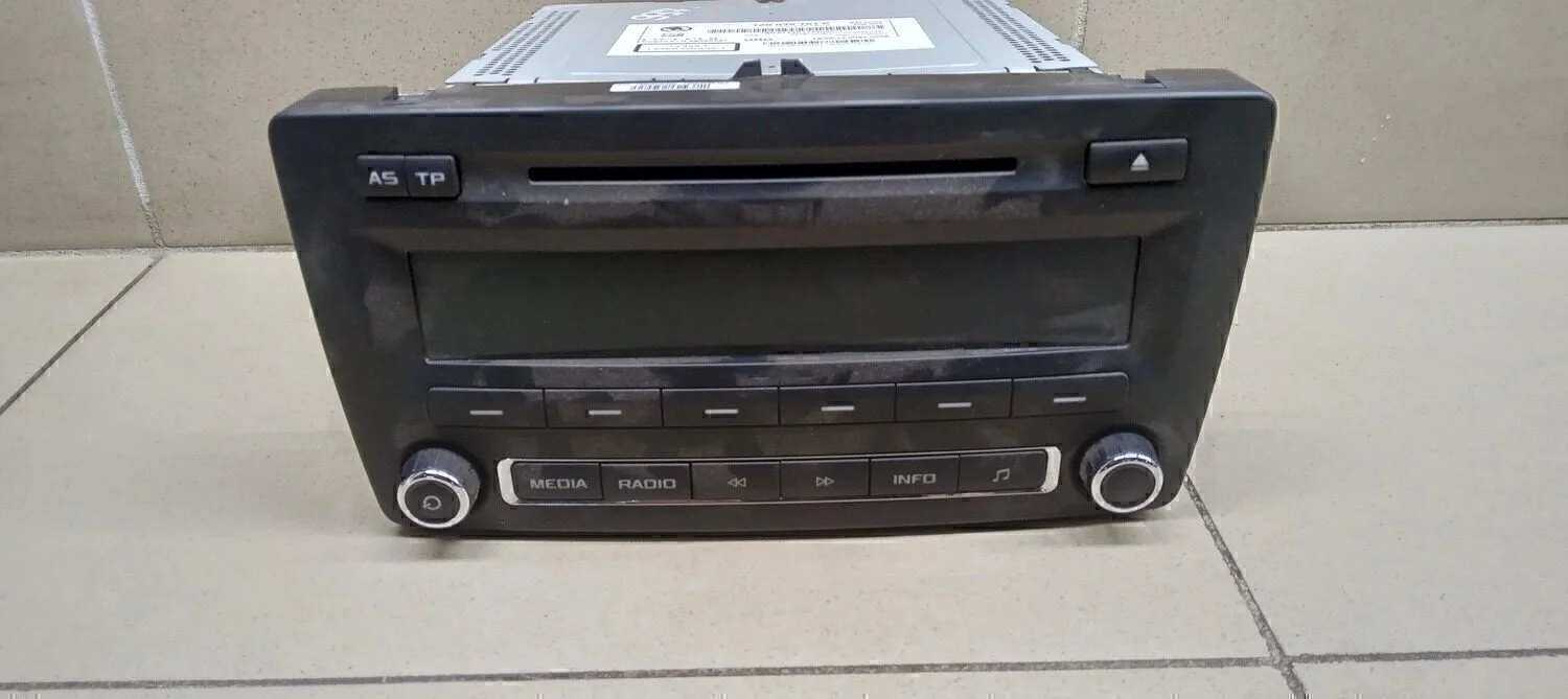 Магнитола Yeti 2009>