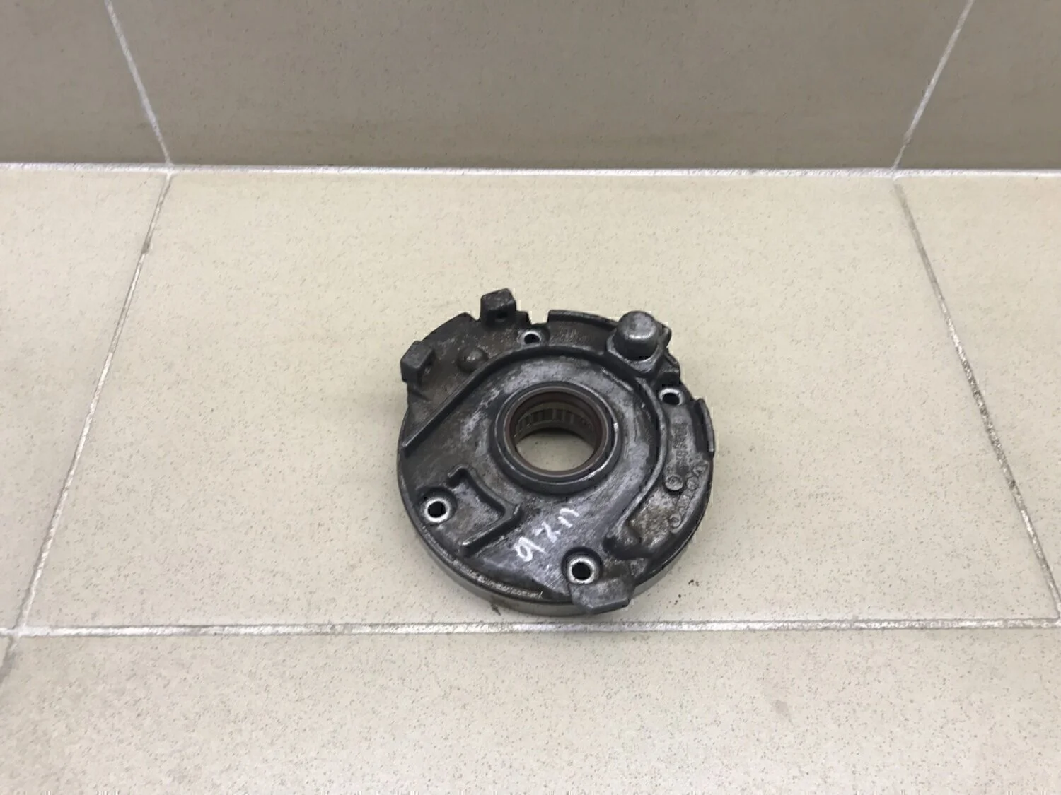 Насос масляный Focus II 2005-2008