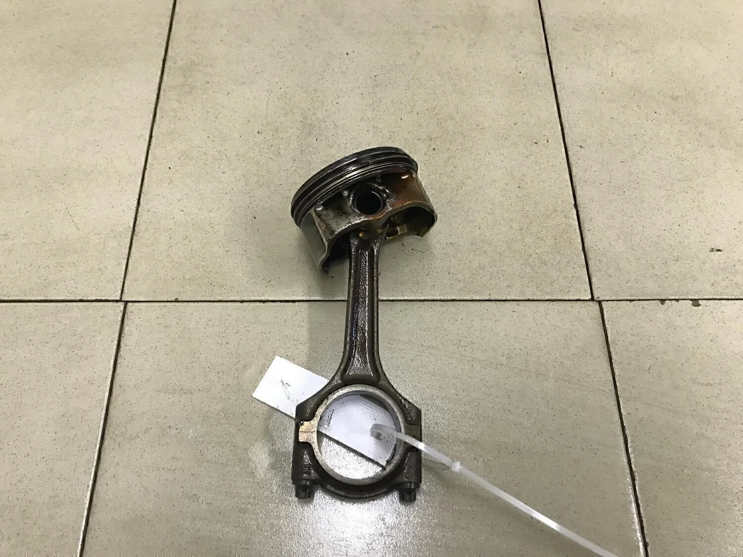 Поршень с шатуном Astra H / Family 2004-2015