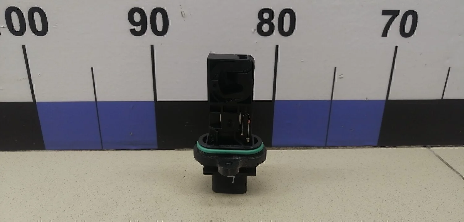 Расходомер воздуха (массметр) 5-серия E60/E61 2003-2009