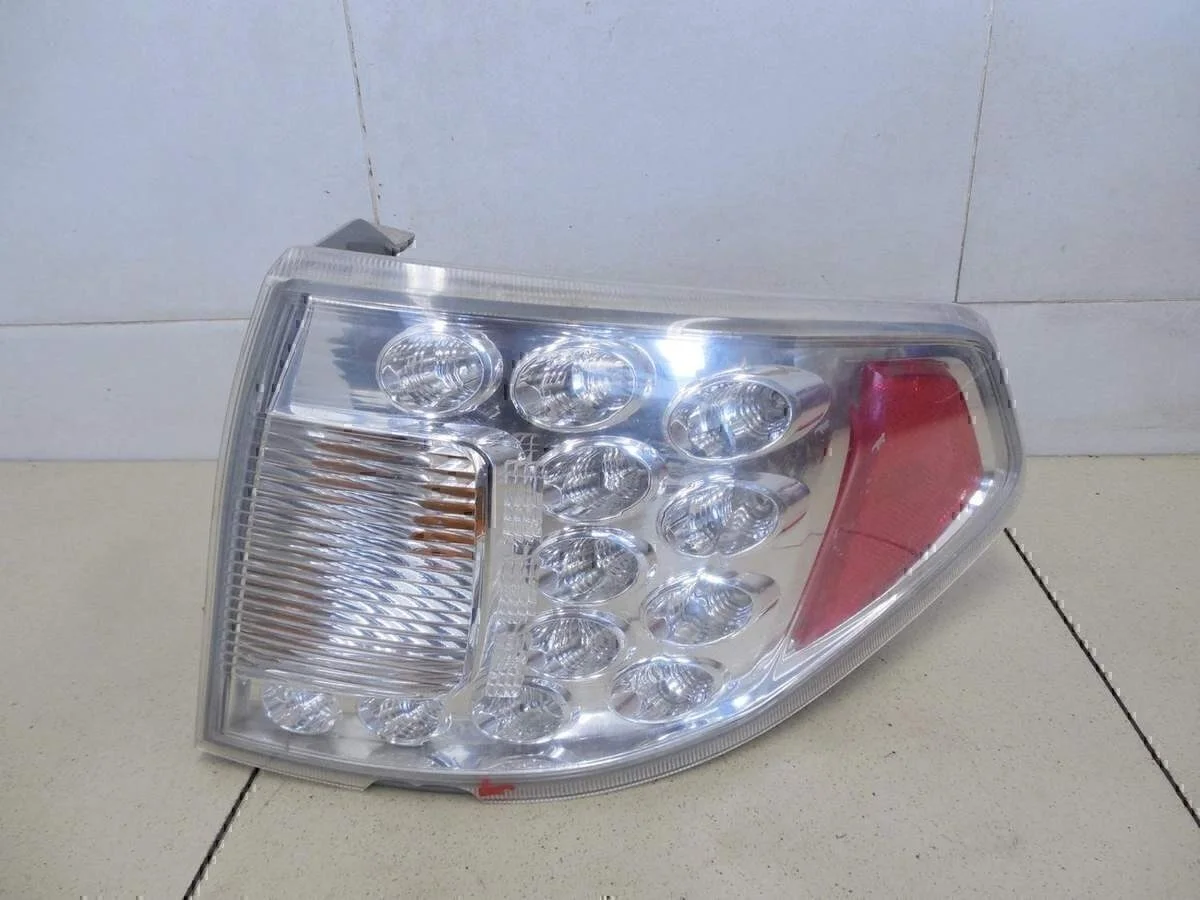 Фонарь задний наружный правый Impreza (G12) 2007-2012