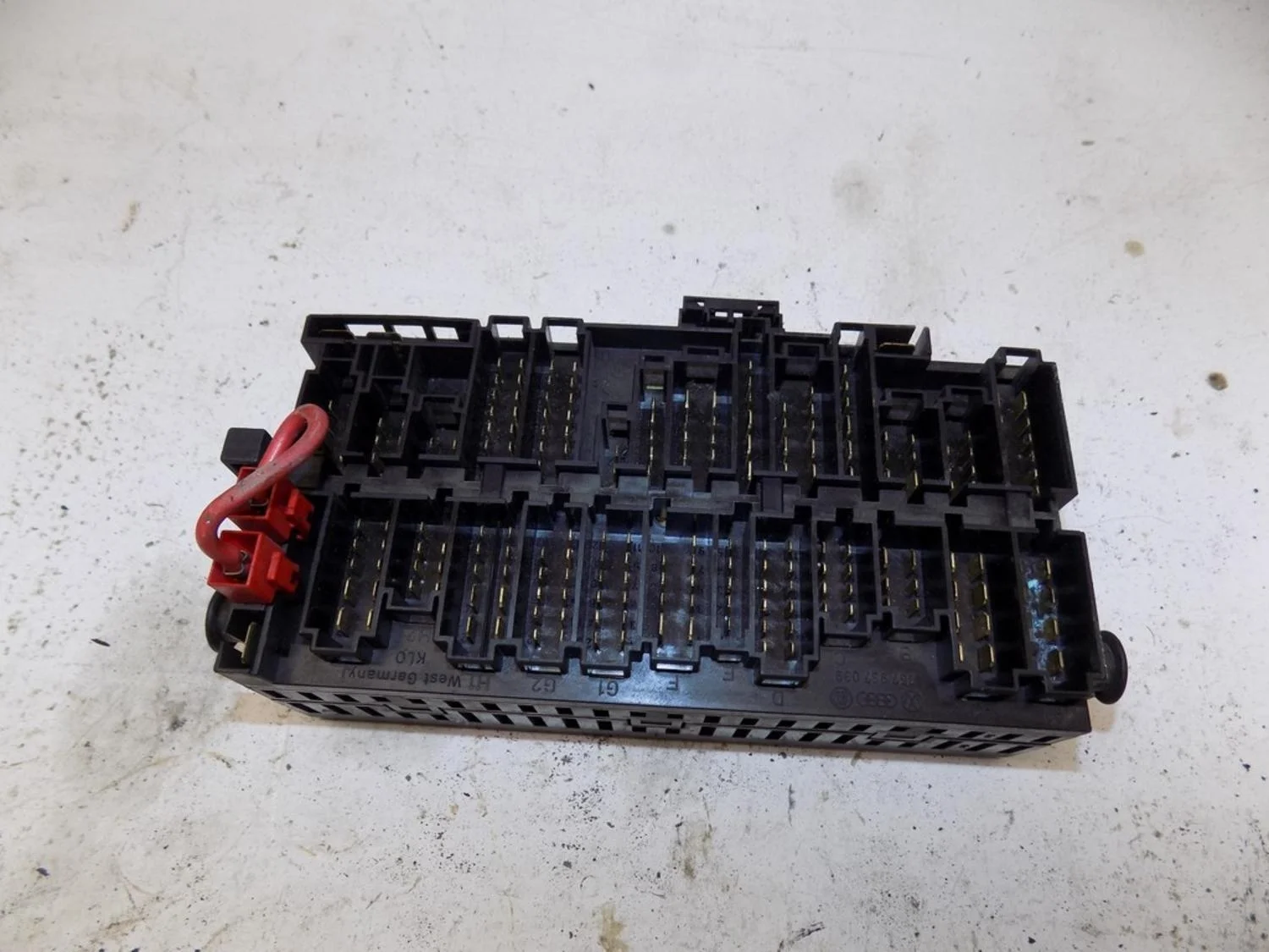 Блок предохранителей Golf II/Jetta II 1983-1992