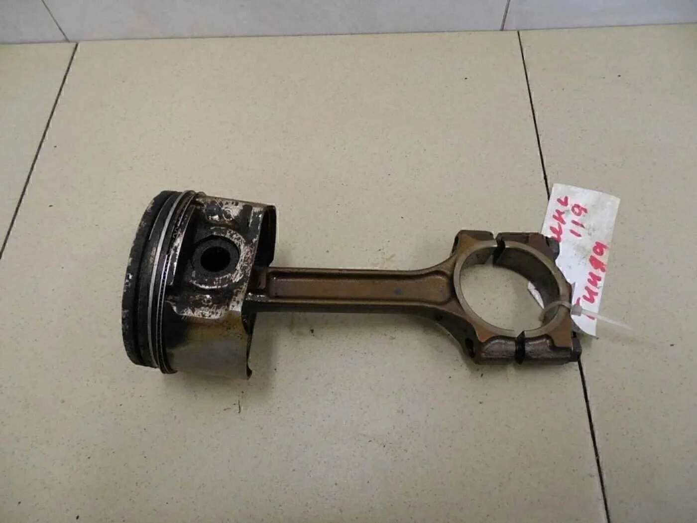 Поршень с шатуном Tiida (C11) 2007-2014